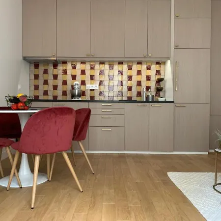 Cosy 1 Bed In The 11th Arr With Private Terrace Paris